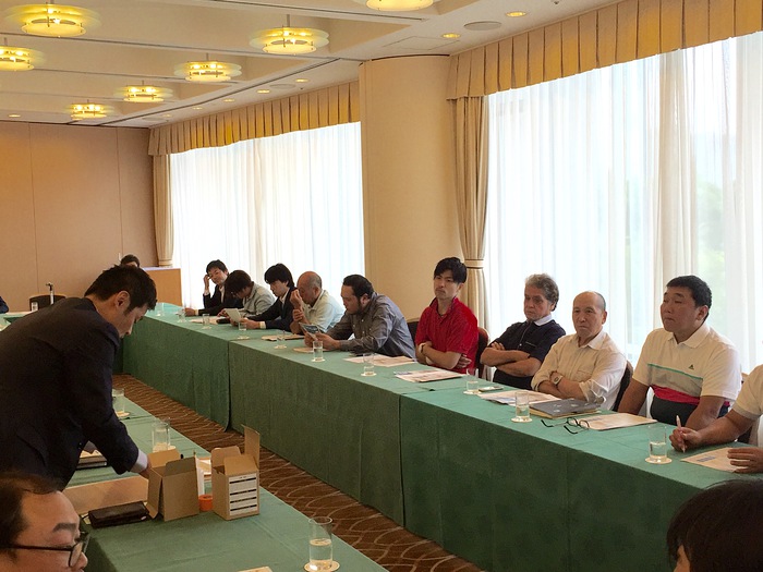 バンユウ会総会風景