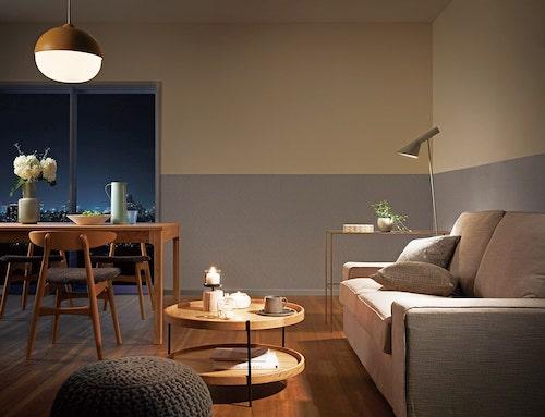 岡安泉氏とのコラボレーション壁紙「Play with Lighting」 壁紙の貼り分けと照明の相乗効果を活かした施工例