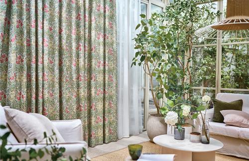 新作ドレープカーテン（MM3102 デザイン名：バウアー）