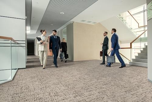 「洗わない」を選択する。タイルカーペットの新常識。 「Scape Form」