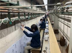 緞帳製作の様⼦